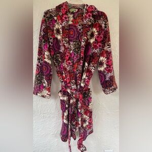 Vera Bradley Rosewood Floral Wrap Fleece Hooded Bath Lounge Robe; size S/M